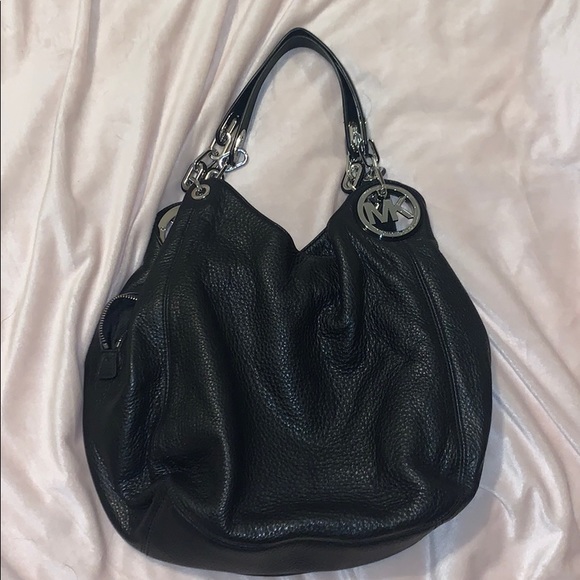 Micheal Kors purse - Picture 1 of 4